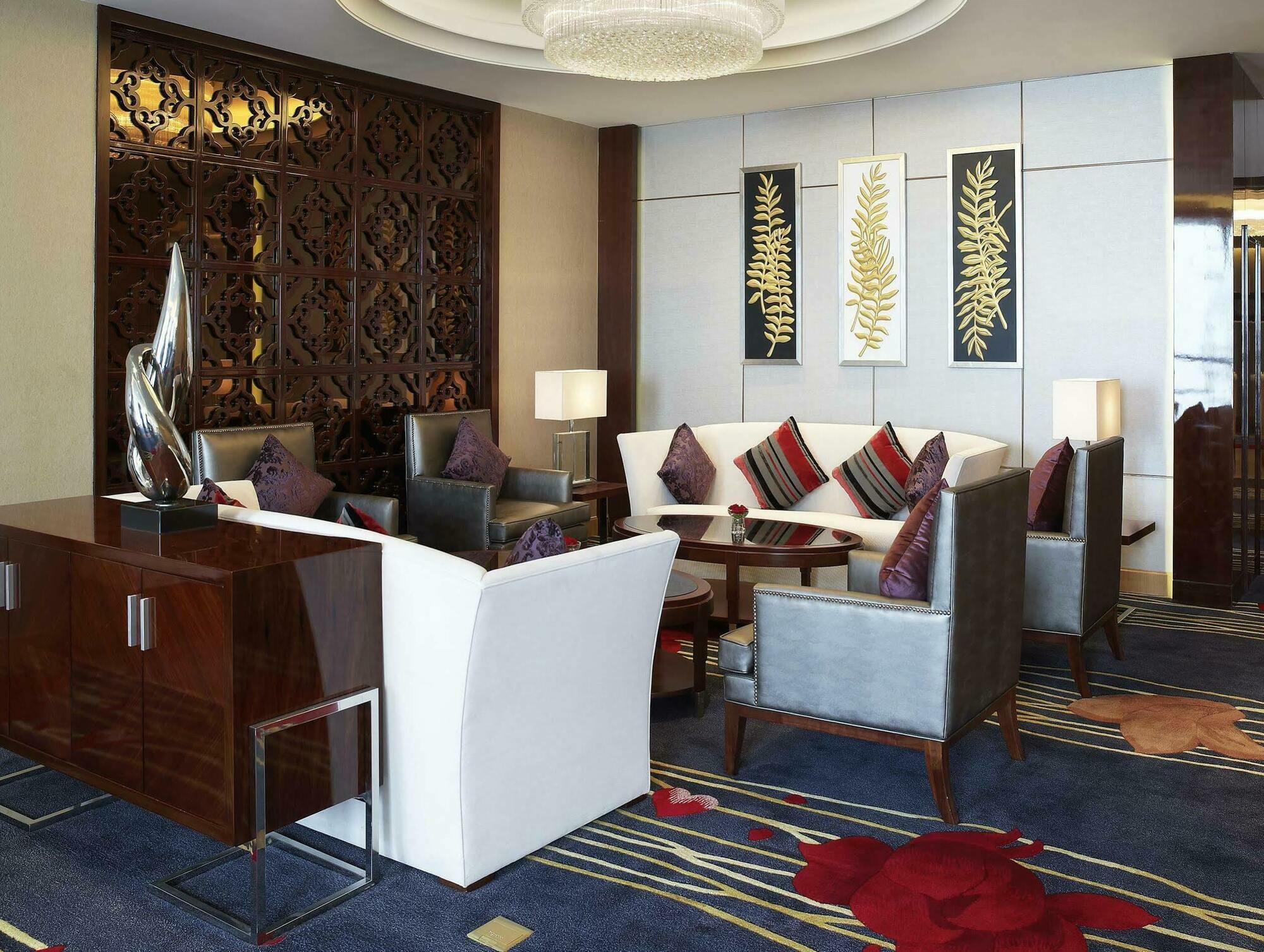 Sheraton Zhenjiang Hotel Экстерьер фото