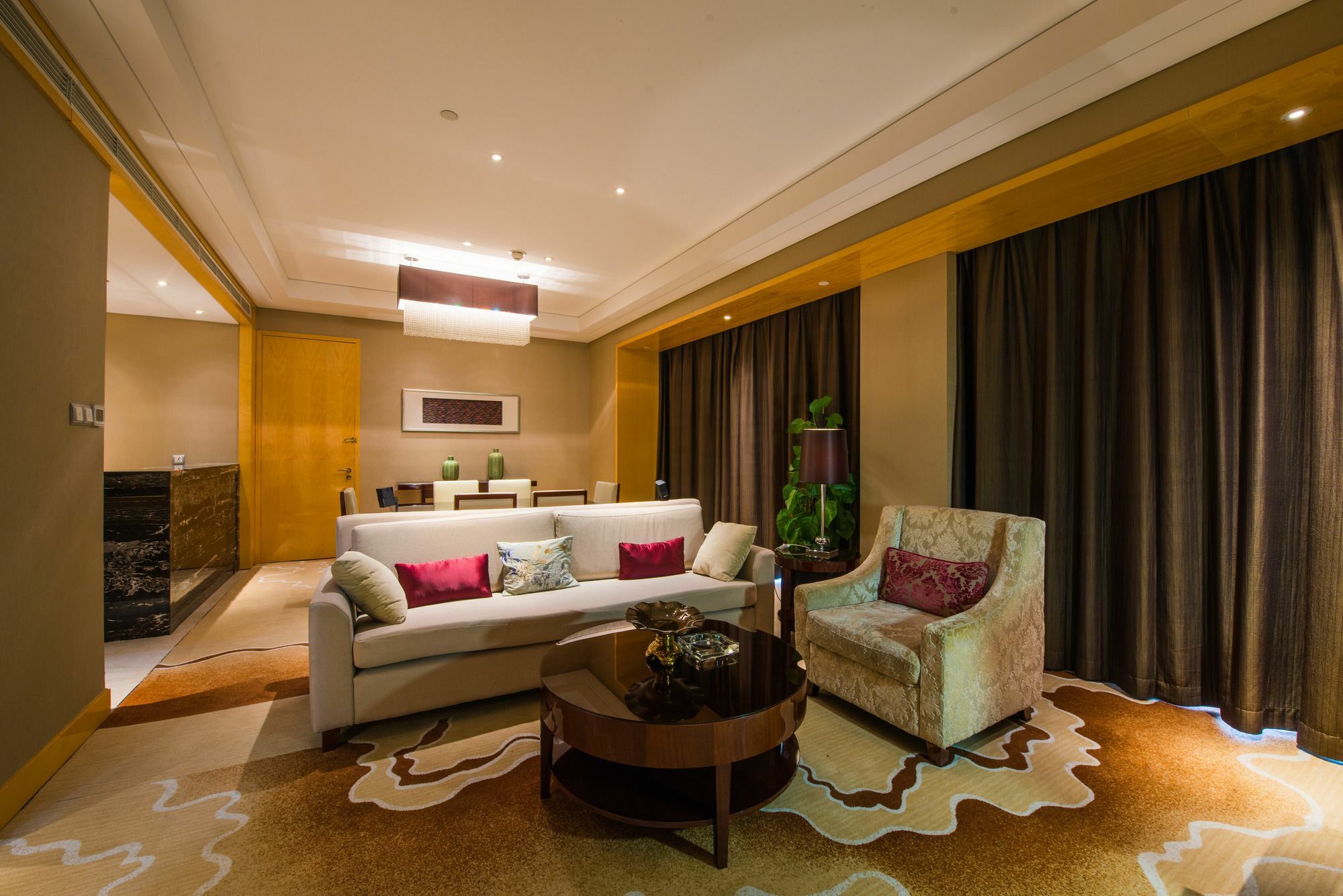 Sheraton Zhenjiang Hotel Экстерьер фото